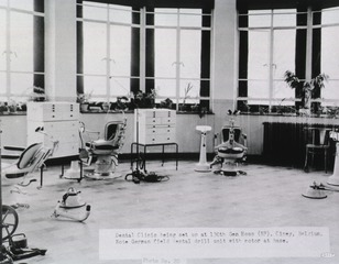 [Dental clinic in the 130th General Hospital, Ciney, Belgium]