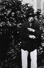 [Male plague victim (three-quarter length portrait, facing front) standing, San Francisco, Calif.]
