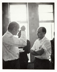 Francis Crick speaking with Seymour Benzer at the Symposium on Nucleic Acids, Hyderabad, India