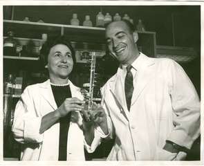 Arthur and Sylvy Kornberg in Stanford laboratory