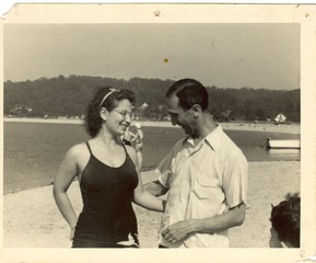 Salvador and Zella Luria on the beach at Cold Spring Harbor