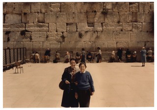 Barbara McClintock with her niece, Mitz Bhavnani at the Wailing Wall, Jerusalem