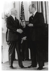 Linus Pauling receiving the 1974 National Medal of Science from President Ford