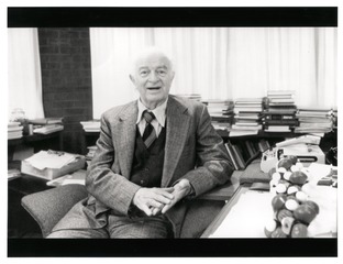 Linus Pauling in his office