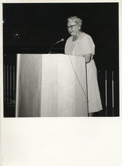 Virginia Apgar lecturing at a meeting in Hochst, Germany
