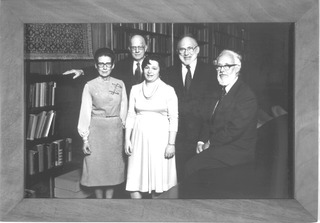 Dr. Lederberg with Fred Seitz, Betty Seitz, Pat Haggerty, and Marguerite Lederberg
