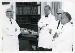 Sol Spiegelman with colleagues at the Institute of Cancer Research