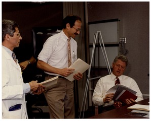 Harold Varmus with U.S. President Bill Clinton and NIAID Director Anthony Fauci