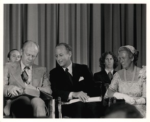 President Gerald Ford sitting with Donald and Henrietta Fredrickson