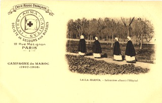Lalla-Marnia: infirmières allant à l'hôpital : Campagne du Maroc (1907- 1908)