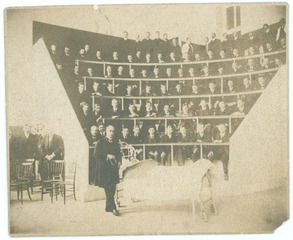 William Osler conducting a clinic at the Royal Victoria Hospital in Montreal