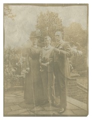 Osler family on the terrace of 13 Norham Gardens
